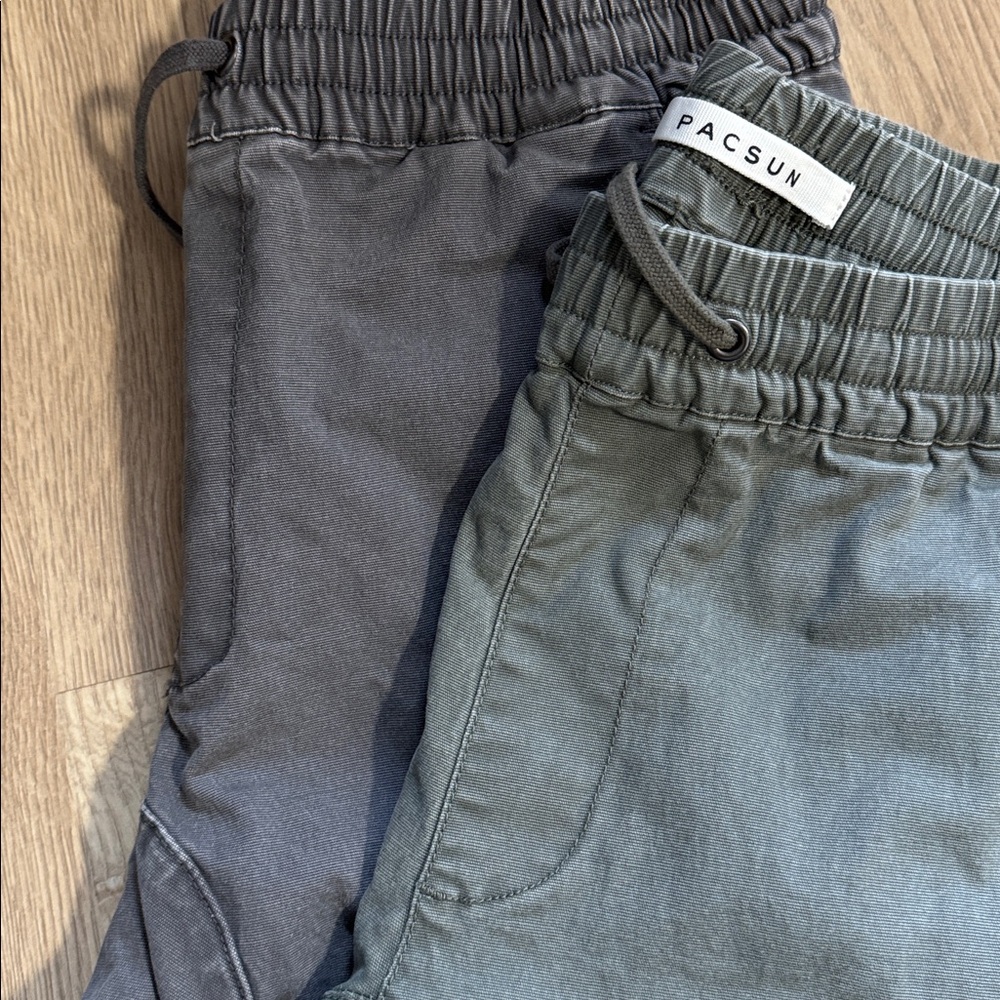 PacSun Olive Cargo Pants for Men - Picture 9 of 9